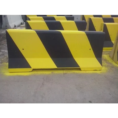 Barrière de protection jaune et noire