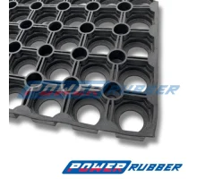 Openwork rubber doormat